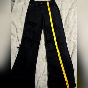 Pacsun women's baggy jeans. Black size 24. Like new. Smoke free. Button fly